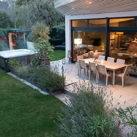 فيلة Ferienhaus Oak Tree Natur, Sauna & Whirlpool Nachtsheim